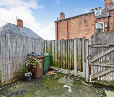 3 bedroom house to rent Hogarth Street, Nottingham, NG3 - Photo 4