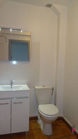 Location Appartement 2 pièces 30m² SETE 34200 - Photo 3