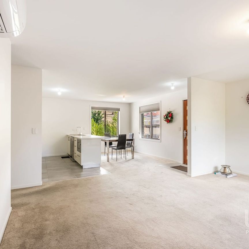 Well-Presented Unit Located In Sought After Location! - Photo 1