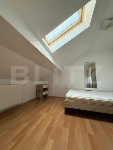 Apartament pe 2 nivele, 40mp, zona centrala - Photo 2