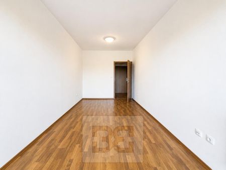 Pronájem bytu 2+kk 56 m2 - Fotografie 4
