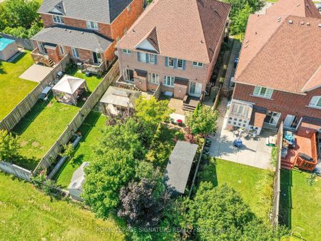 For Lease - 5015 Dubonet Drive, Mississauga, Ontario - Photo 3