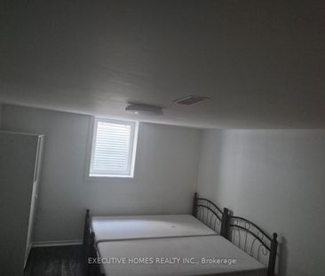 For Lease - 1761 Mcgill Court, Oshawa, Ontario - Photo 5