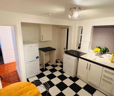 2 bedroom detached house to rent - Photo 6