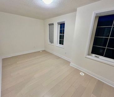 For Lease - 109 Clippers Crescent, Whitchurch-Stouffville, Ontario - Photo 3