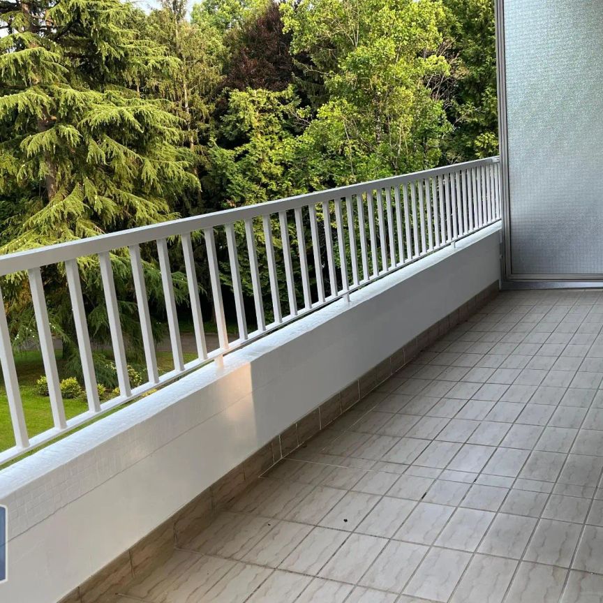 Appartement à louer 2 pièces 60.7m² - Photo 1