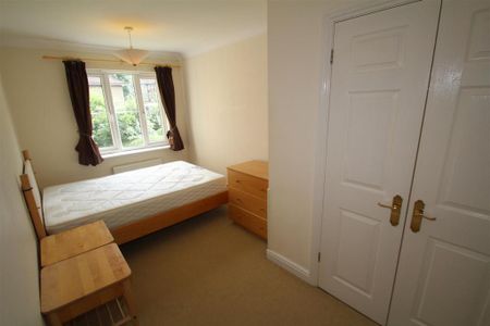 2 bedroom apartment to rent - Photo 4