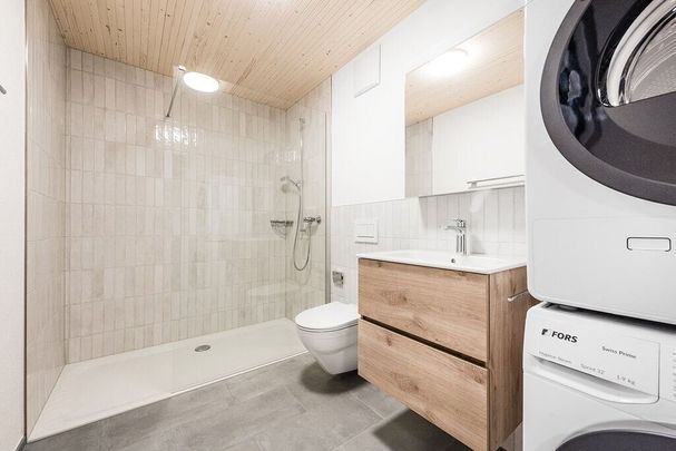 Modern, functional living - Photo 1