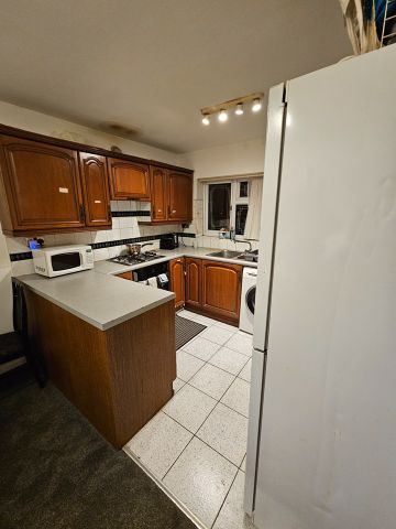 Room in a Shared House, Larches Street, B11 - Photo 4