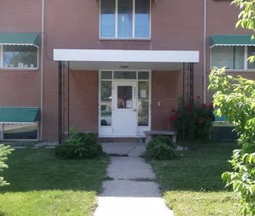 297 Indian Rd S | 297 Indian Rd S, Sarnia - Photo 1