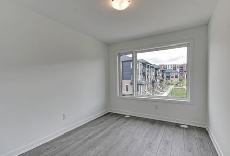 For Lease - 31 Appletree Lane, Barrie, Ontario - Photo 5