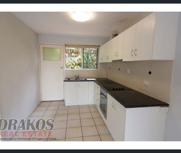 2 Bedroom Unit with City Views - Photo 4