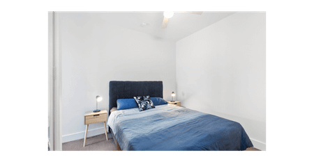 Modern Apartment Living in the Heart of St Clair - Photo 2