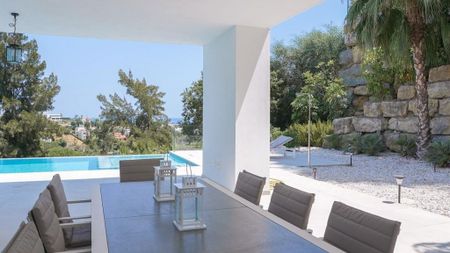 Luxury Villa for rent in Benahavís, Andalusia - Photo 3