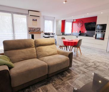 Location Appartement 4 pièces 86m² GAGNAC SUR GARONNE 31150 - Photo 2