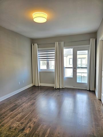 For Lease - 27 Duncombe Lane, Richmond Hill, Ontario - Photo 4