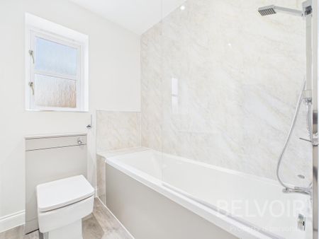 3 bedroom semi-detached house to rent - Photo 2