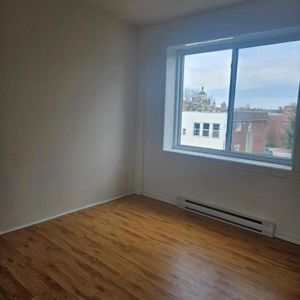 1 CH - 1 SDB - Montréal - $1,345 /mo - Photo 2