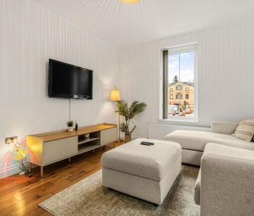 2 bedroom apartment to rent - Photo 3