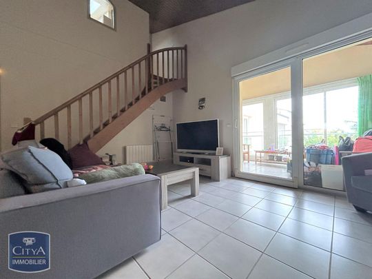 Location Appartement 3 pièces 95m² SAINTES 17100 - Photo 1