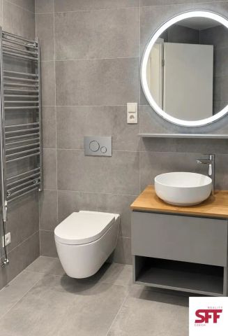 Moderní byt 2+kk s balkonem k pronájmu v Rezidenci Hagibor, Praha 10 - Photo 2