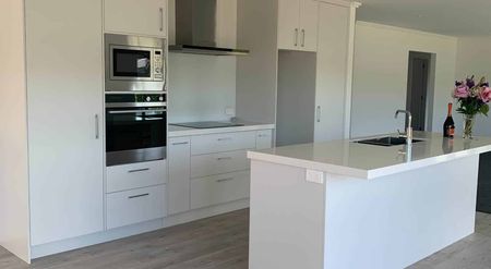 Perfect spacious family home - Photo 5