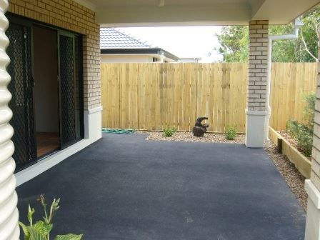 Low Maintenance Four Bedroom, Two Living Area Home! - Photo 2
