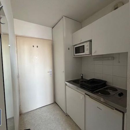 Location Appartement 1 pièce 19m² CLERMONT FERRAND 63000 - Photo 3