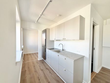 Moderne 1-værelses lejlighed med central beliggenhed - Photo 3