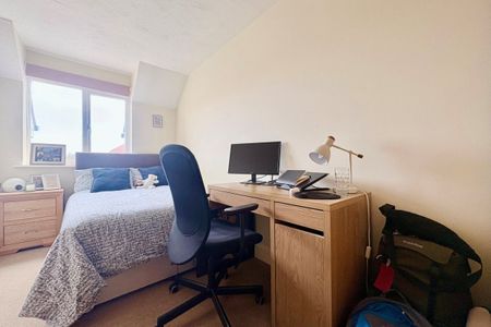 Crane Mead, WARE - Photo 4