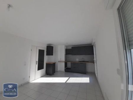 Appartement à louer 3 pièces 56.12m² - Photo 2