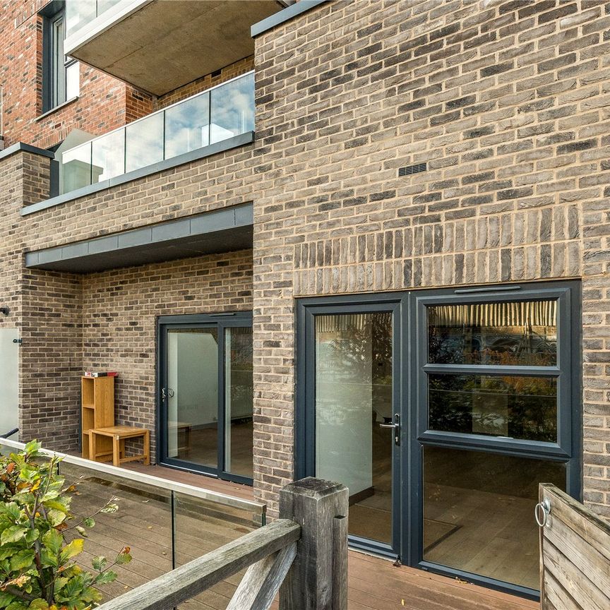 2 bedroom duplex to rent Merlin Drive, Fletton Quays, Peterborough, Cambridgeshire, PE2 - Photo 1