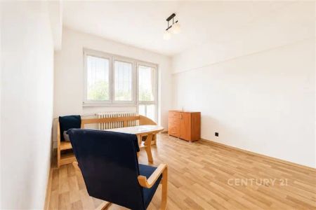 Pronájem bytu 1+1 s komorou a zasklenou lodžií, Třinec, ul. Boženy Němcové - Photo 3