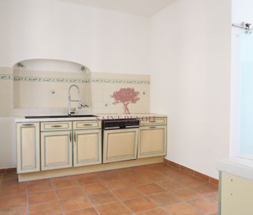 Location Appartement 2 pièces 71m² ANIANE 34150 - Photo 3