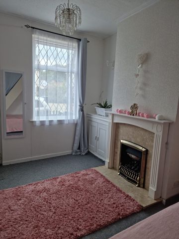 2 Bed Terraced House, Holywell Road, LE2 - Photo 5