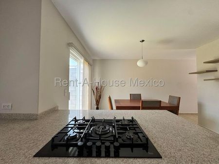 Renta Casa Amueblada en Sonterra 3 Recamaras 3 Baños Jardin y Amenidades - Photo 2