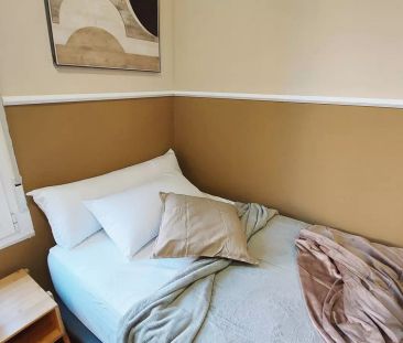 Room for rent in 7-bedroom apartment in Salamanca - Foto 5