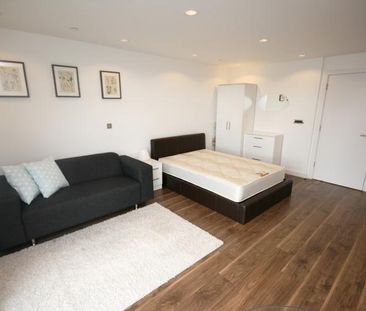 Studio to rent - Photo 5