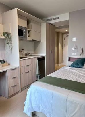 Avinguda del Port, Valencia, Valencian Community 46022 - Photo 1