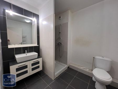 Location Appartement 2 pièces 38m² SORGUES 84700 - Photo 3