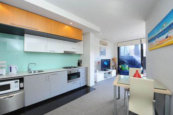 Unit 13/220 Barkly Street, St Kilda. - Photo 1