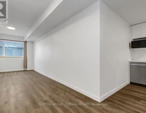 201 - 399 WINSTON AVENUE | 201 - 399 WINSTON AVENUE, Ottawa - Photo 1