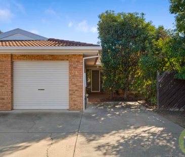 Charming 3-Bedroom Townhouse in a Serene Cul-de-Sac - Photo 1