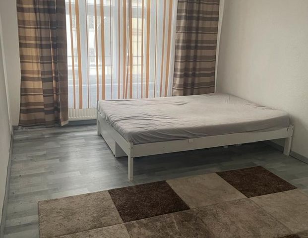 WG Zimmer zu Vermieten. 1 Zimmer Frei. - Photo 1