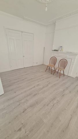 4 bedroom terraced house to rent - Photo 4