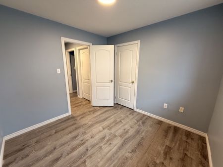 For Lease - 323 Johnson Street Unit# Upper, Barrie, Ontario - Photo 3