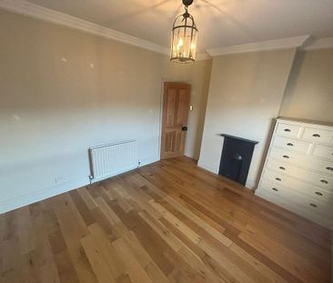 2 bedroom semi-detached house to rent - Photo 6