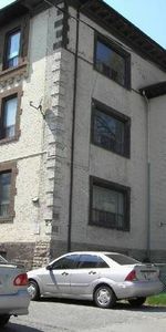 2 Bedroom - DOWNTOWN !!!!!! - Photo 4