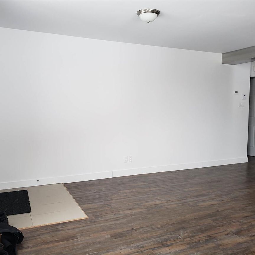 1321 Rue De L'Escarpe - Photo 1