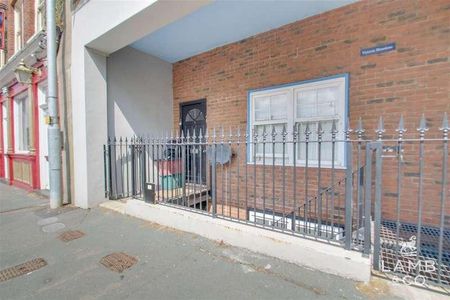 High Street, Harwich, CO12 - Photo 2